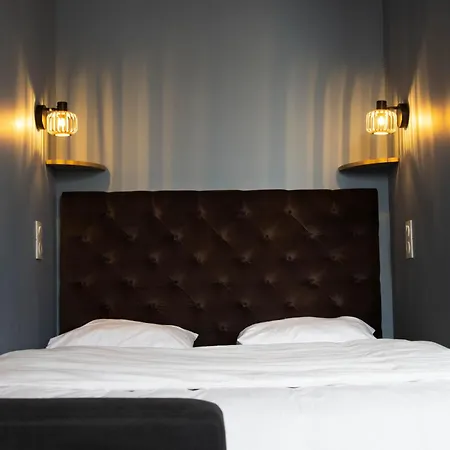 A Thermal Apartment *